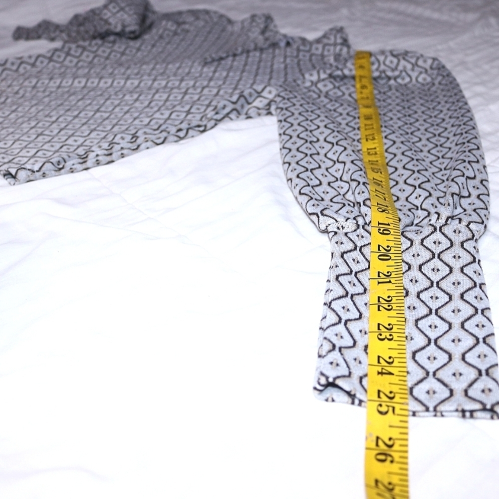 Walter Baker - Roma Top, Hourglass Knit size L, Chic long sleeves top - Picture 6 of 9